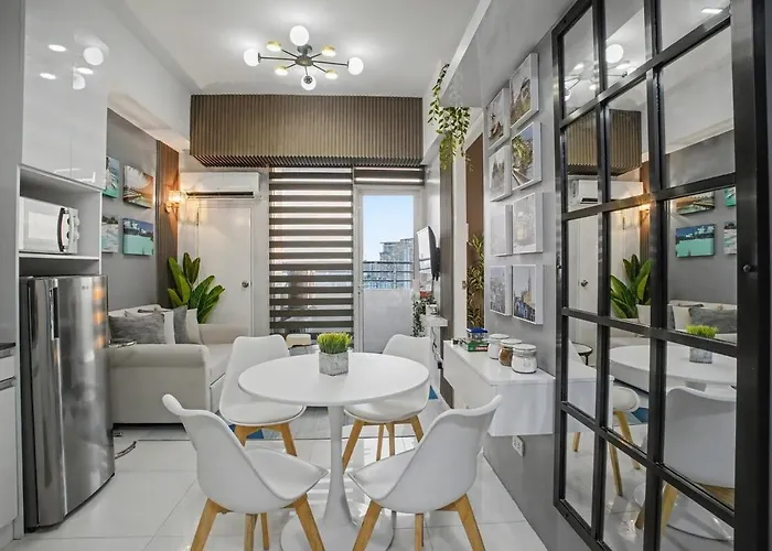 Coastal Modern Mezza Sleeps 8 Near Sm Apartment *