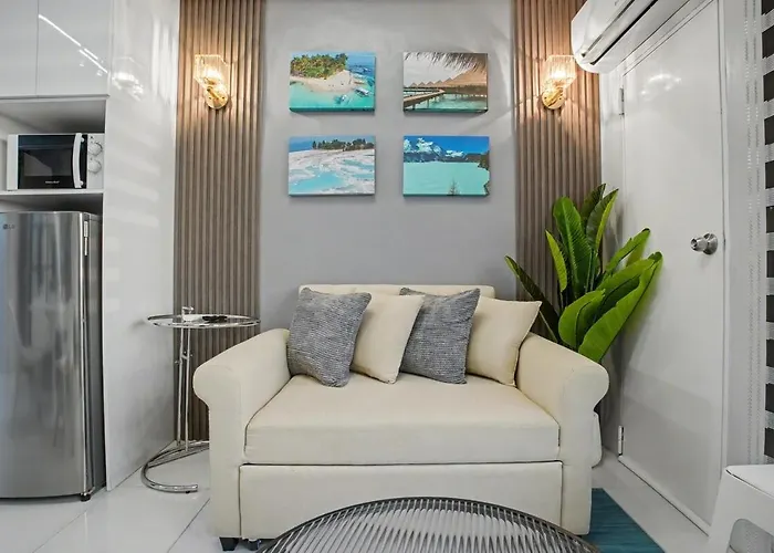 Coastal Modern Mezza Sleeps 8 Near Sm Apartment Manila