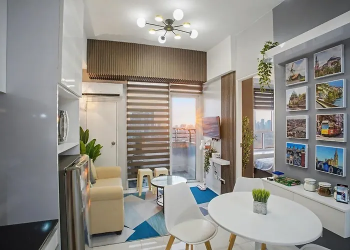 Coastal Modern Mezza Sleeps 8 Near Sm Apartment